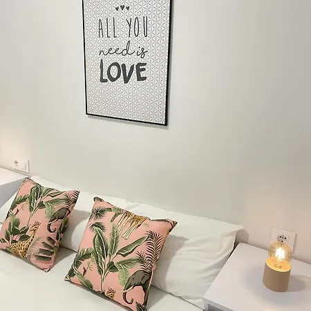 Apartamento La Paz Wifi Y Confort By Apartamentos Logroño Extérieur photo